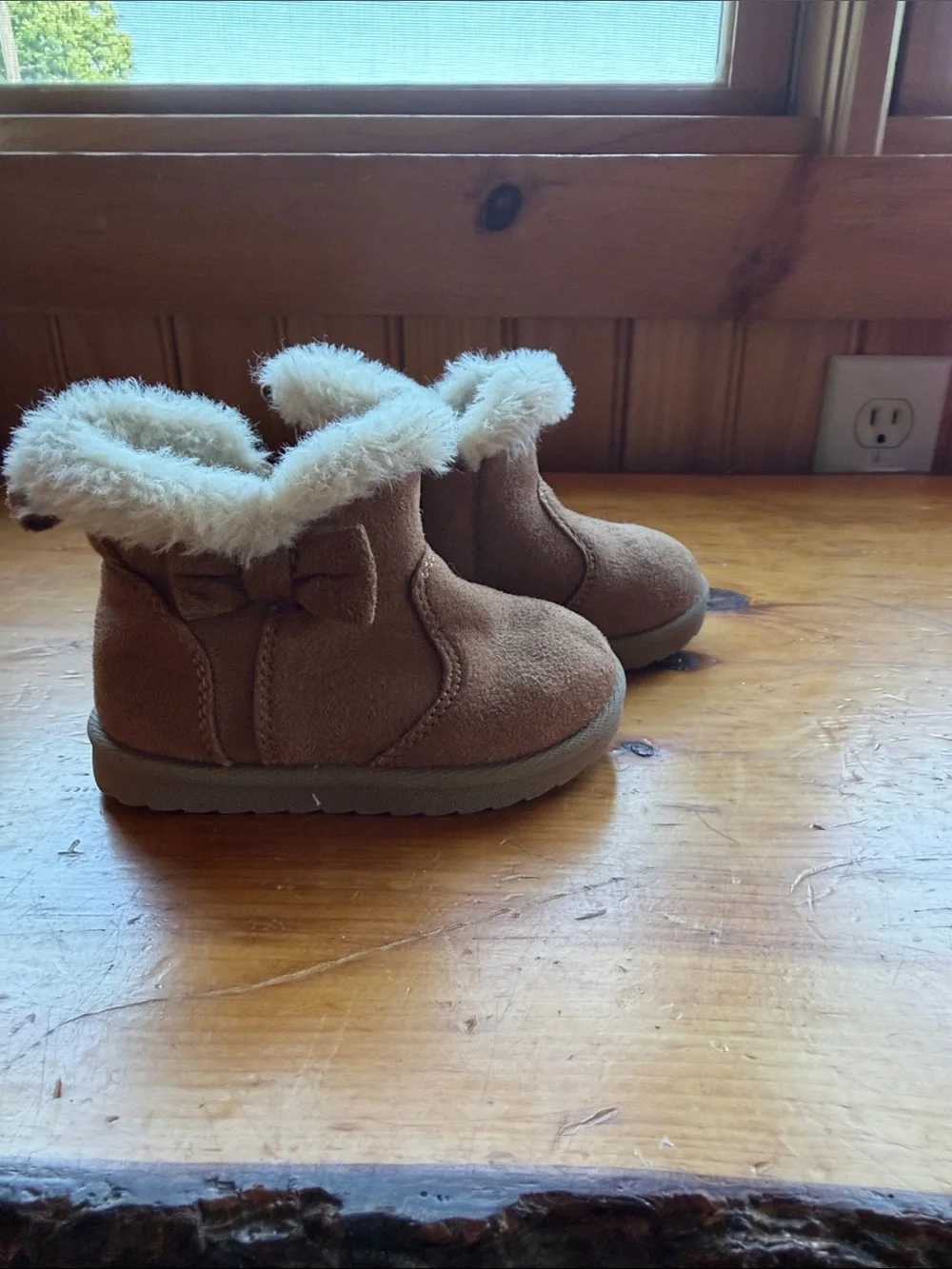 wonder nation Brown Faux-Fur Cuffed Toddler Boots